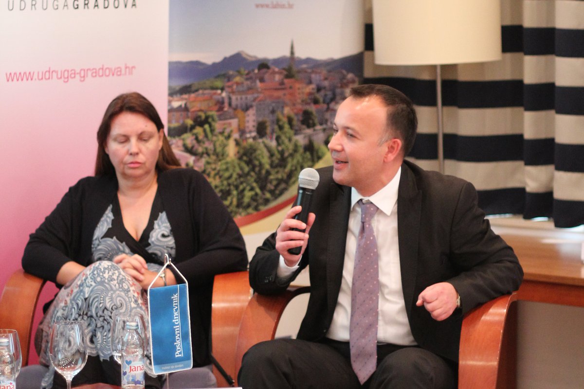 Održan okrugli stol na temu "Uloga gradova u razvoju poduzetništva i EU fondova"