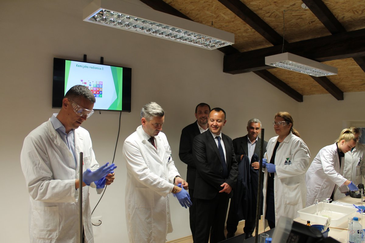 Pokrenut je novi laboratorij za kemiju pri Centru za popularizaciju znanosti i inovacija Istarske županije