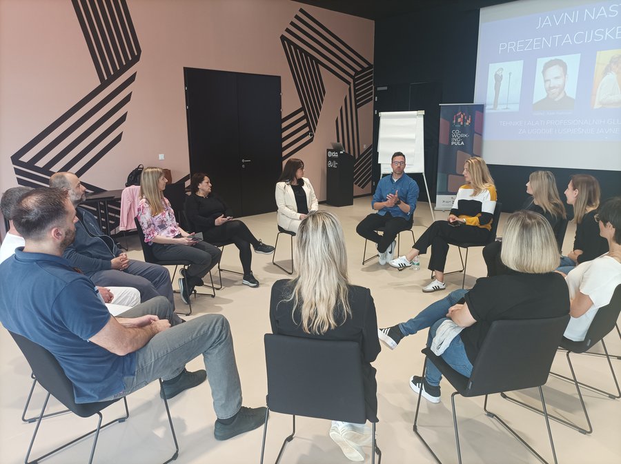 Poduzetnici upravljali tremom, glasom i govorom u Coworking centru Pula