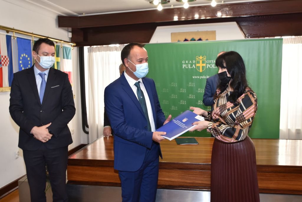 Ministrica Tramišak i direktor IDA-e Sabatti potpisali ugovor vrijedan 23 milijuna kuna