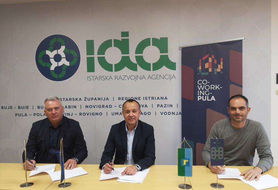 POTPISANI UGOVORI ZA IZVOĐENJE RADOVA I STRUČNI NADZOR IZGRADNJE PODUZETNIČKOG CENTRA COWORKING PULA
