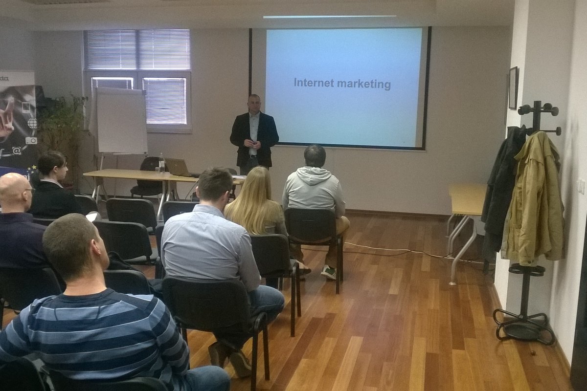 Internet marketing u turizmu