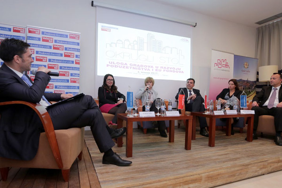 Održan okrugli stol na temu "Uloga gradova u razvoju poduzetništva i EU fondova"